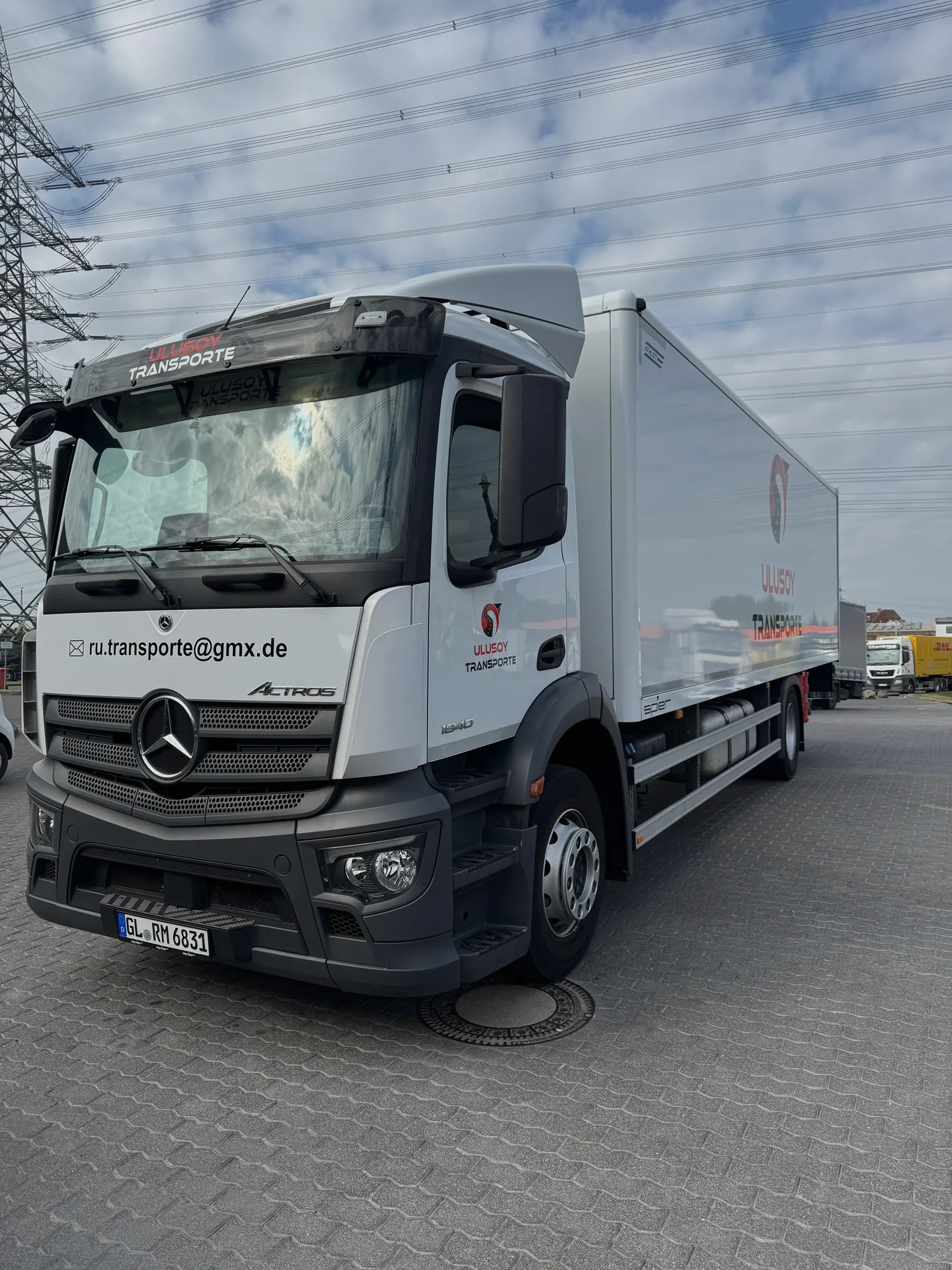 Mercedes Verteilerfahrzeug